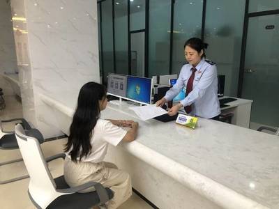 國家稅務(wù)總局長春市二道區(qū)稅務(wù)局辦稅服務(wù)窗口進駐政務(wù)服務(wù)中心，提升稅務(wù)服務(wù)效能